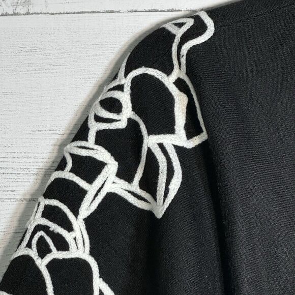 NEW Chicos Black Open Cardigan Sweater Embroidered Sleeves Sz XL Cashmere Blend - Picture 2 of 7